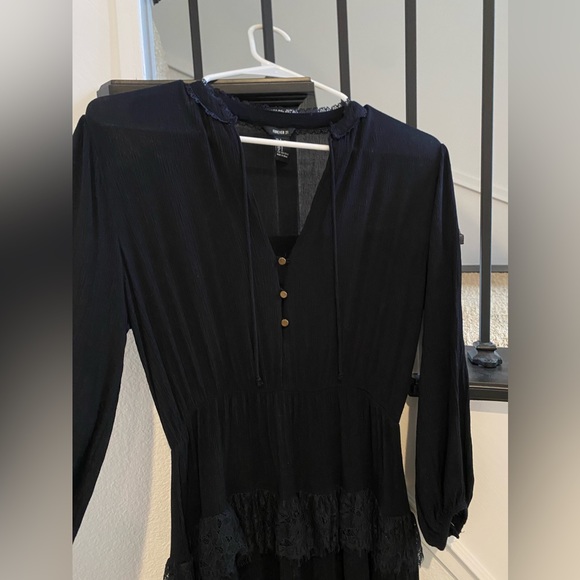 Forever 21 black boho lace trimmed dress size small - Picture 3 of 10